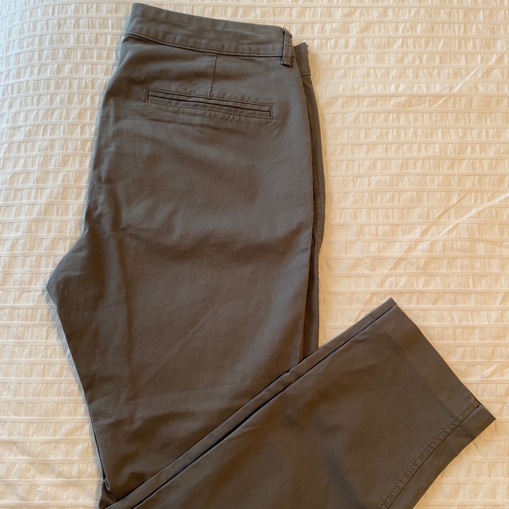 Old Navy Pixie Pant - image 1